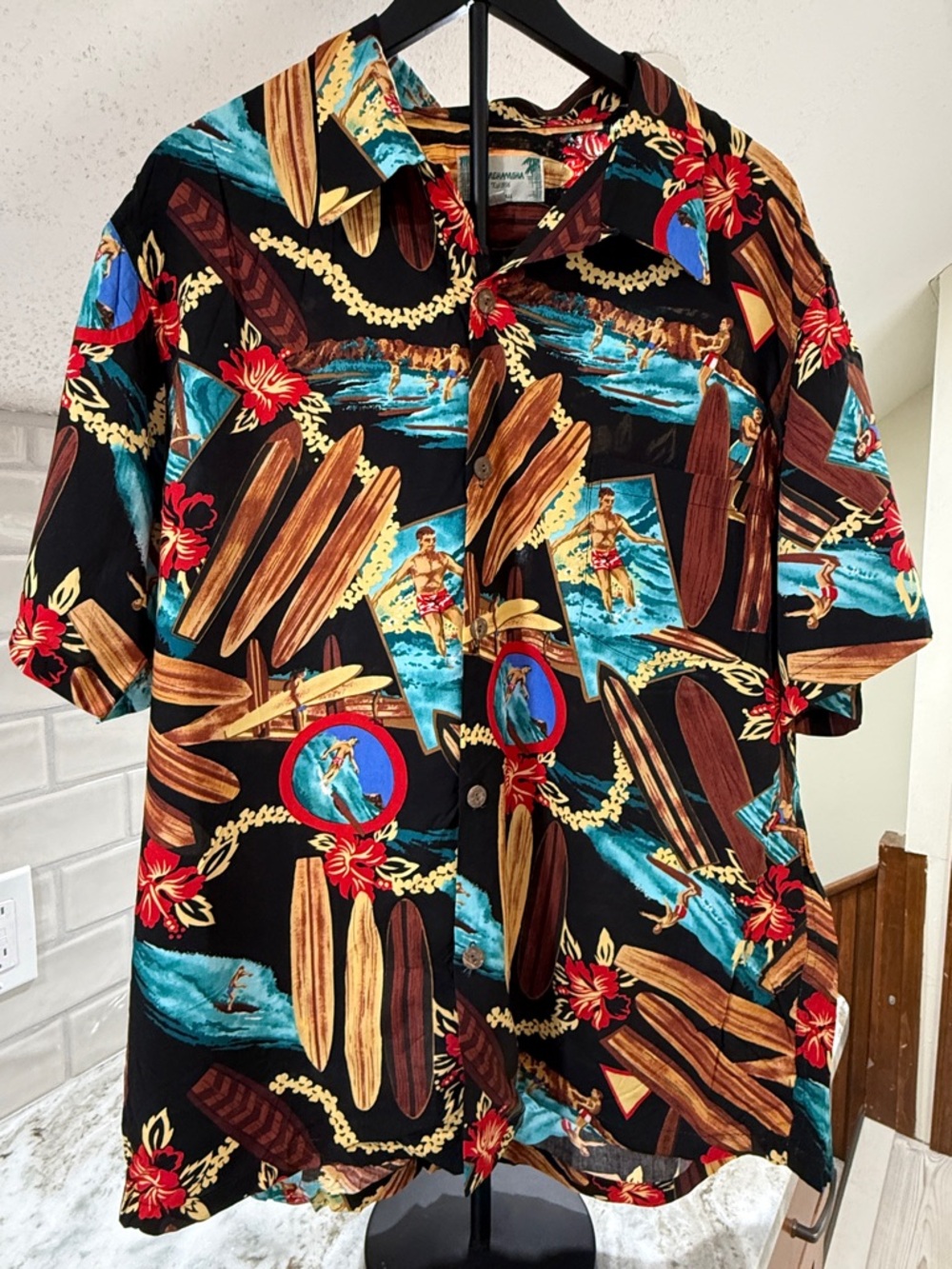 Kamehameha Hawaii Surfboard Surfer Aloha Shirt XL